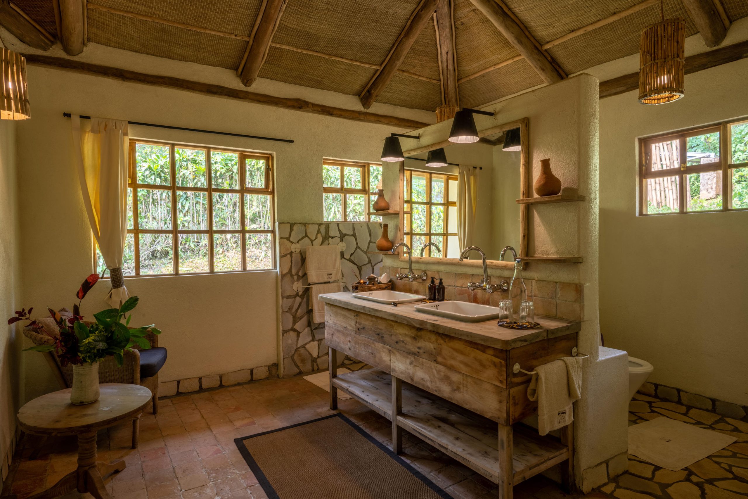 20-_bwindi_lodge_-_bathroom_4_-_gael_032