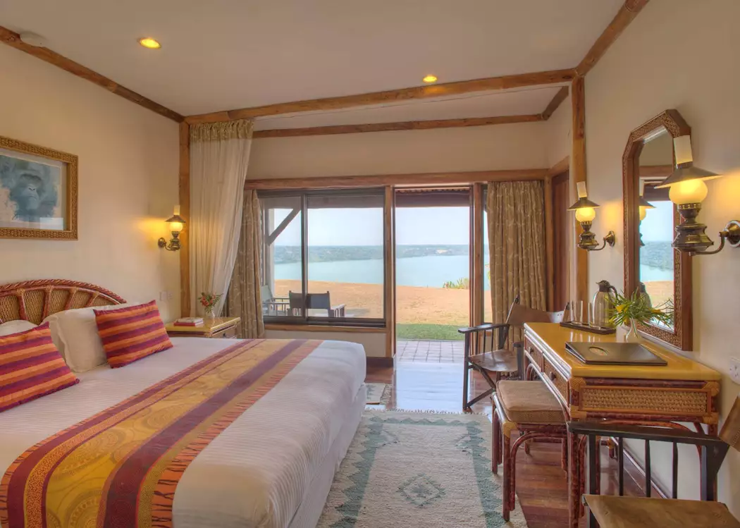 7998712-mweya-safari-lodge-queen-elizabeth-national-park