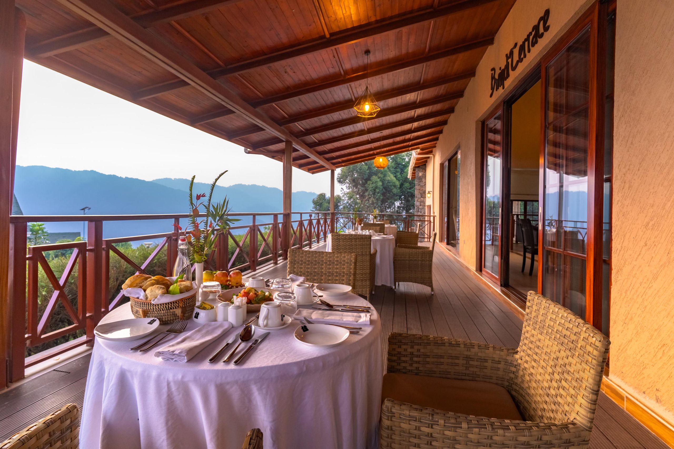 Gorilla Heights Lodge Humura Restaurant_1