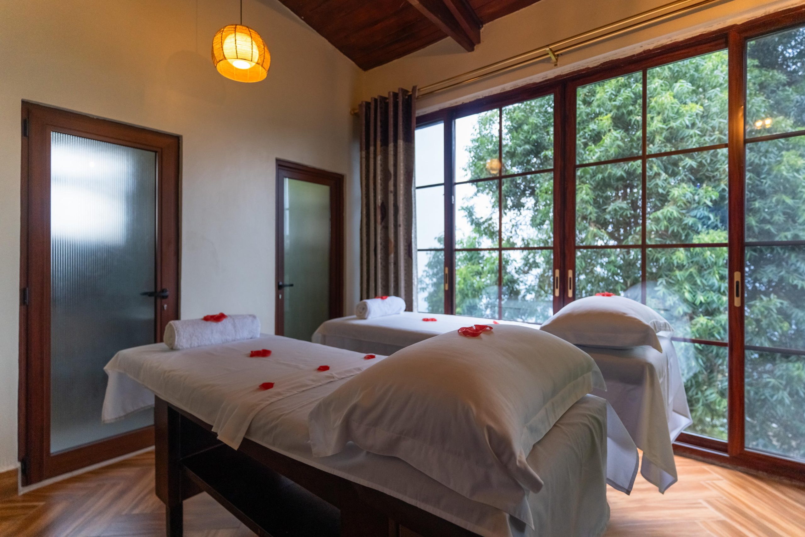 Gorilla Heights Lodge Spa