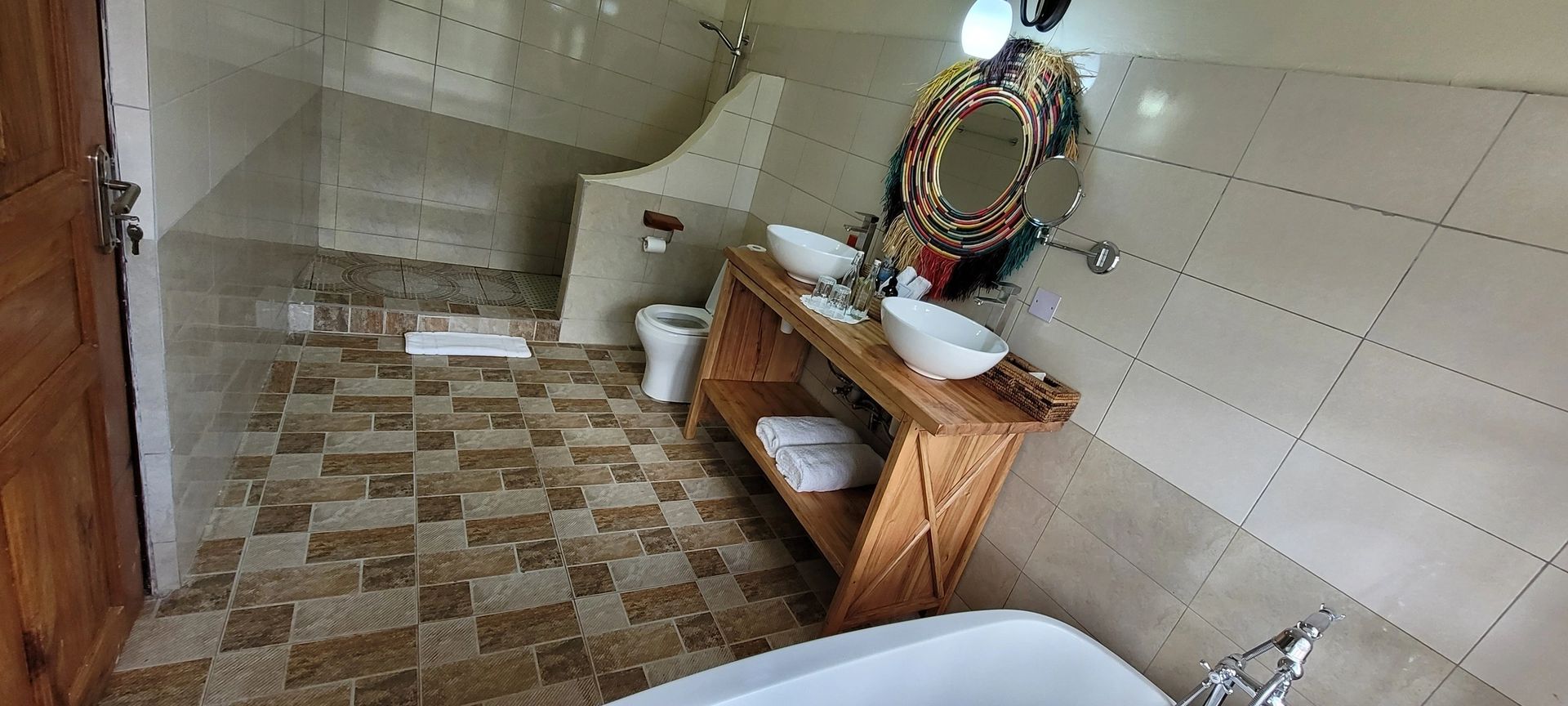 Gorilla Safari Lodge (Bwindi) (14)