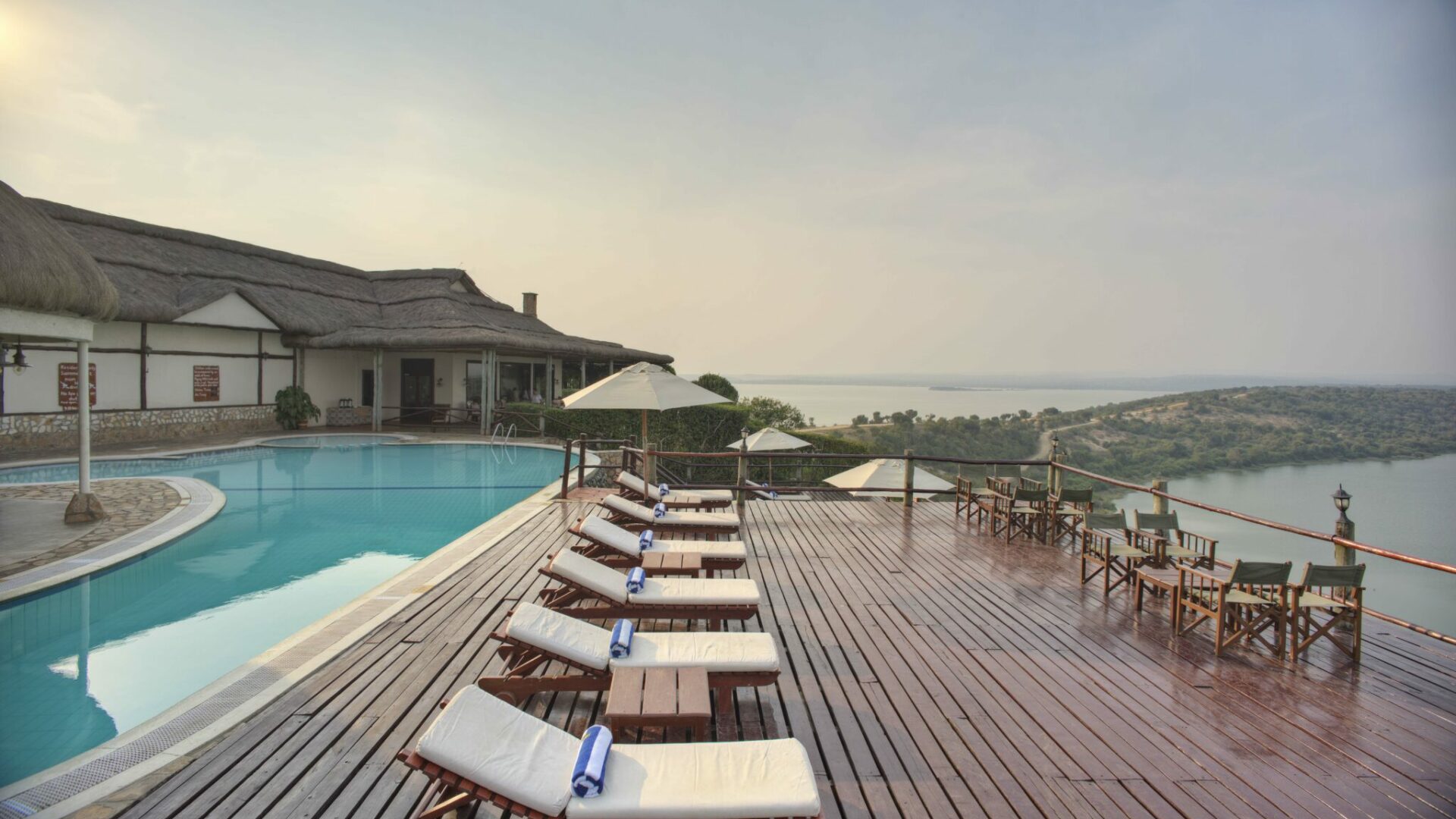 uganda-queen-victoria-national-park-mweya-safari-lodge60-1920x1080